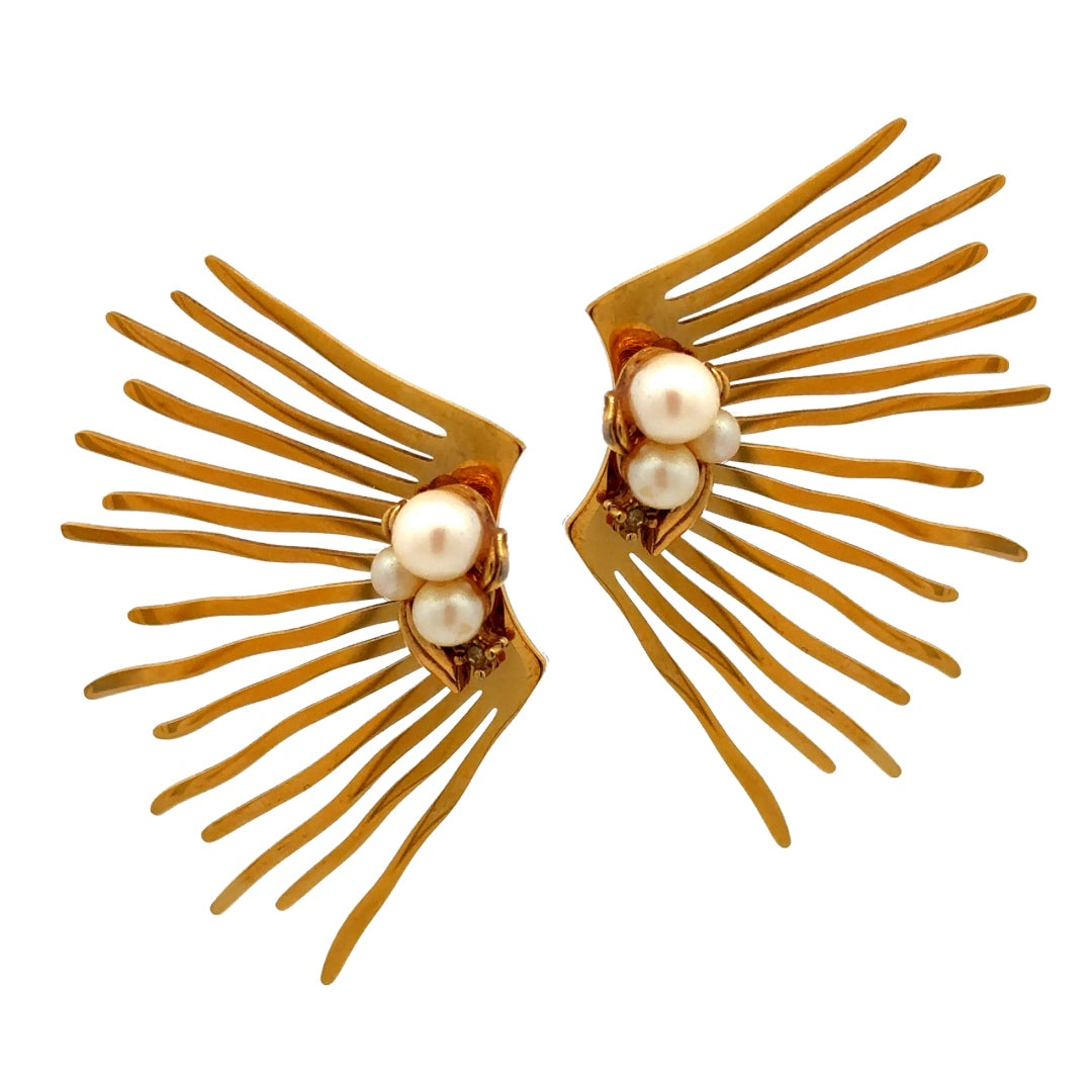 To New Heights Earrings Pearl