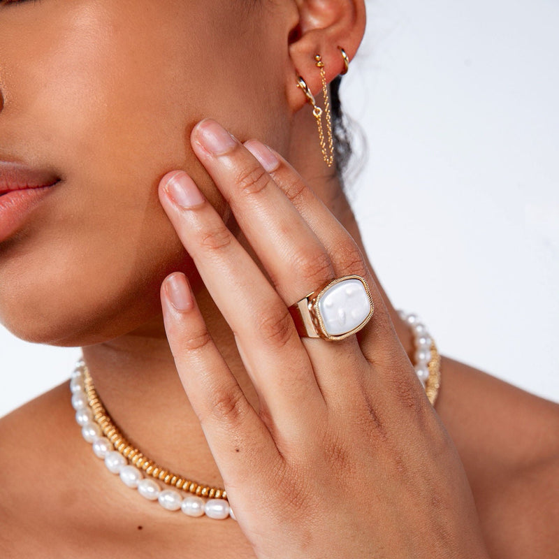 The Pearl Ring