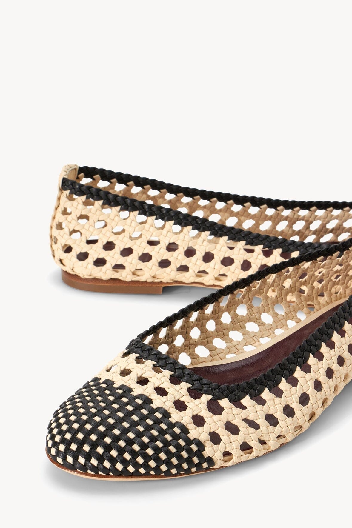 Nell Mary Jane Flat