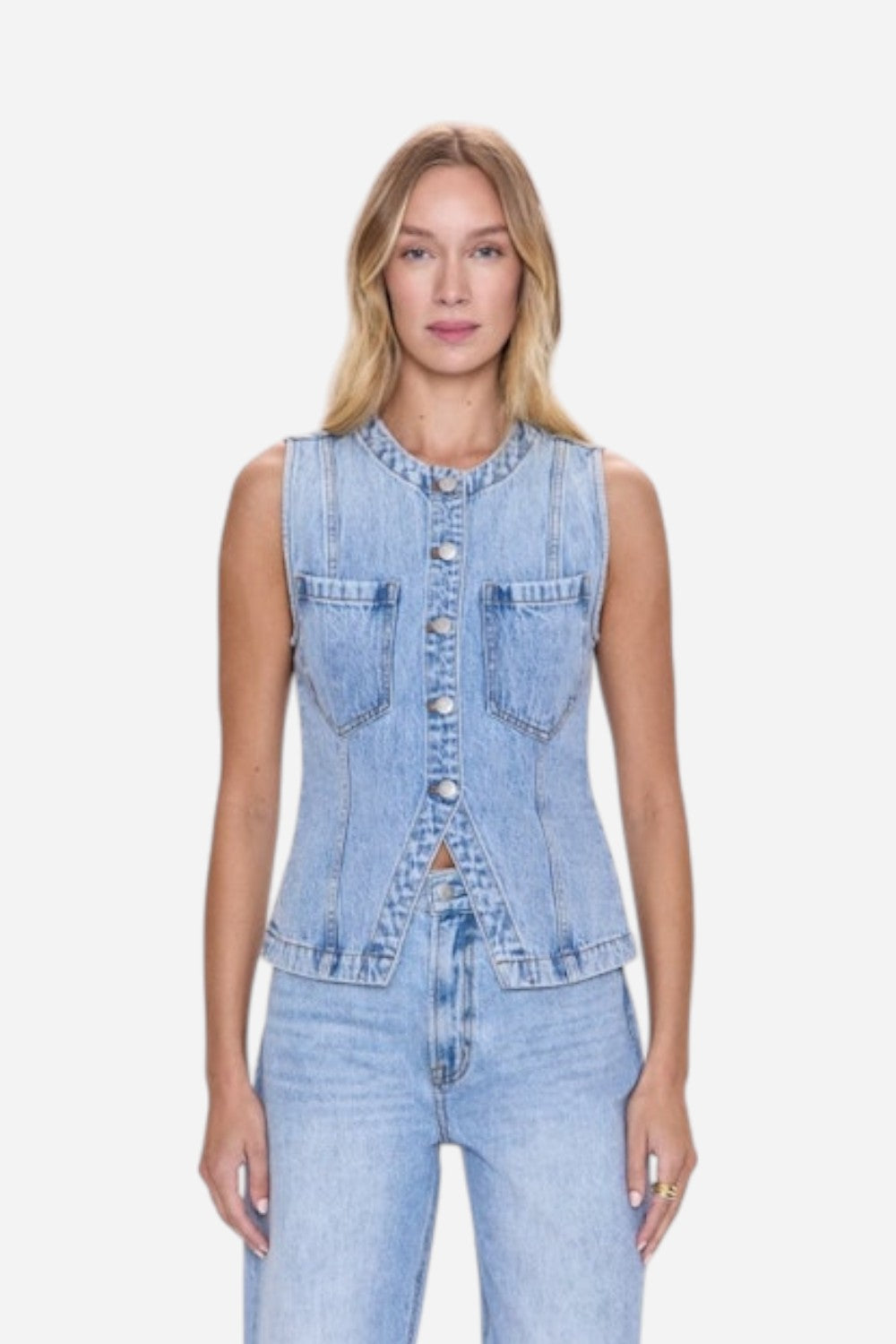 Gia Vest