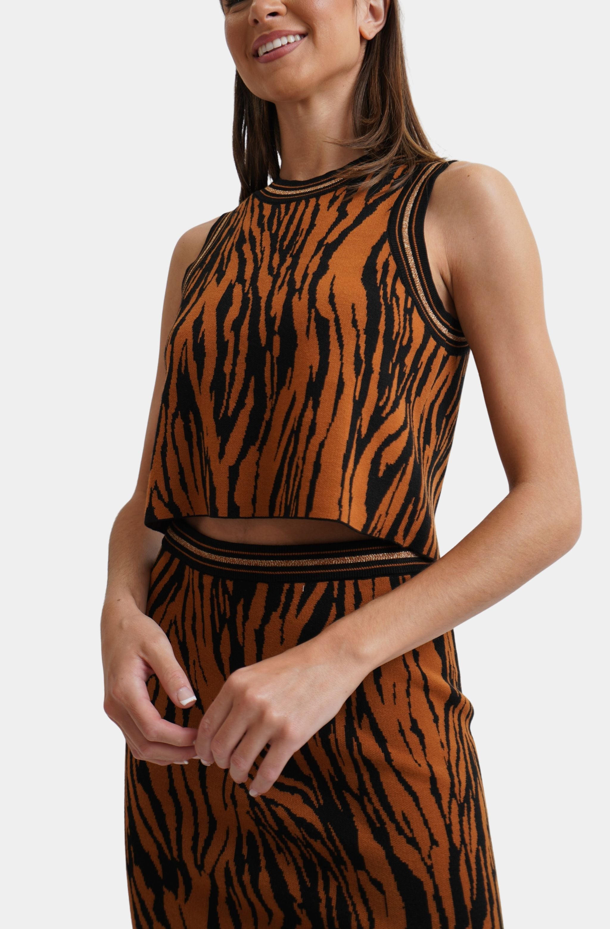 Hemline Exclusive Vivica Tank