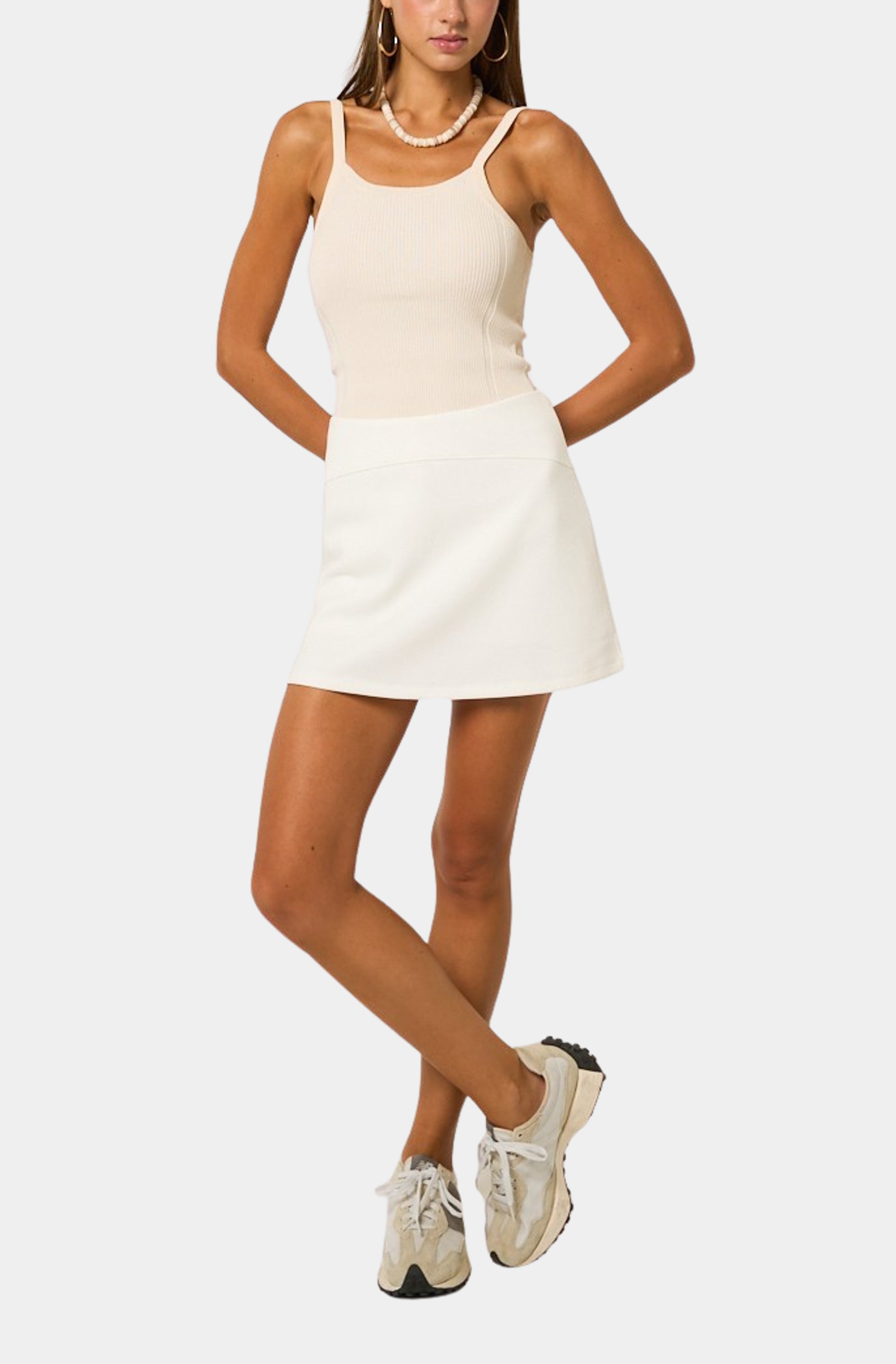 Hacira Skort